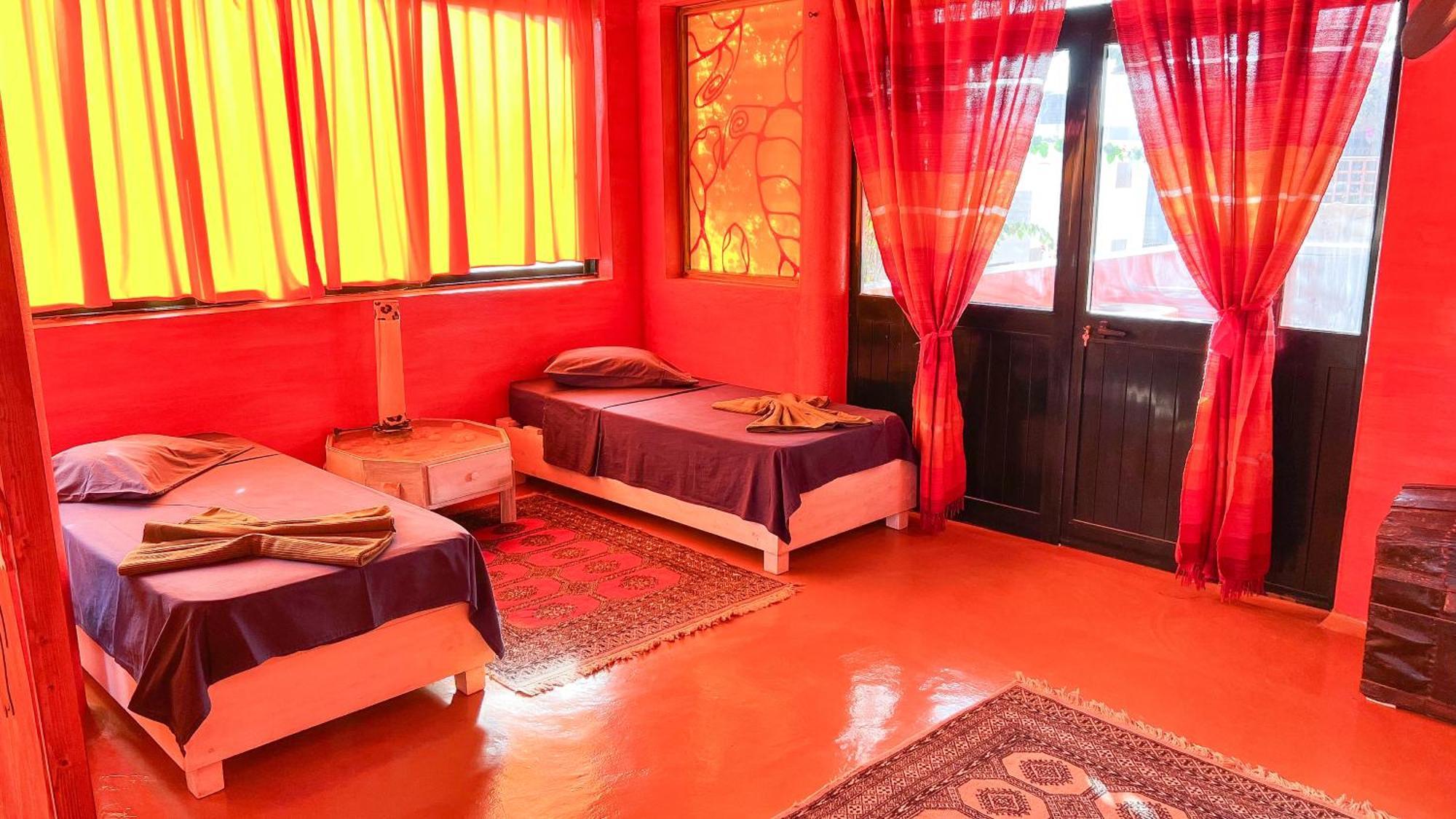 Surfactivity Guest House Santa Maria Extérieur photo